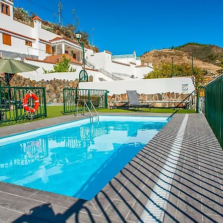 Casa Cueva Margaritas Holiday home *
